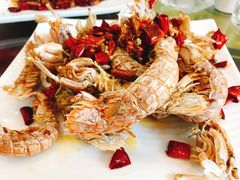 -扒虾小妹儿麻辣海鲜(宏图街店)