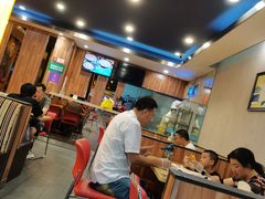 大堂-尊宝比萨(较场口店)