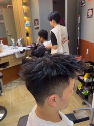 -CUTMAN男士理发