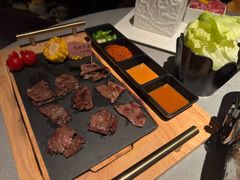 -左庭右院鲜牛肉火锅黑金店(陆家嘴中心店)