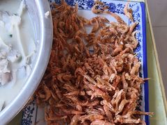 -雪湖煜辰鱼头老店(雪野湖店)