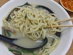 -三百碗宝应长鱼面(板仓街店)