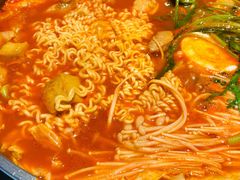 部队年糕鸡肉火锅-花腰餐吧Bistro烧烤 傣味(传媒大学店)