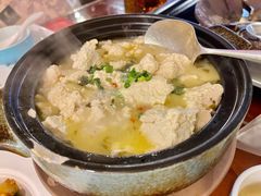 黄山老豆腐炖土咸肉-魏铭鱼头捞饭(嘉善店)