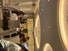-喜宴又一村·粤菜·茶点·海鲜(壹方天地店)