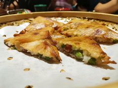 土家豇豆饼-吃饭皇帝大土家民族菜(正大广场店)