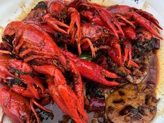 -龙巢盱眙龙虾·牛蛙·烧烤宵夜(八卦岭店)