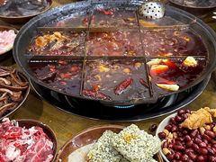-正南齊北重庆老火锅(光华村直营店)