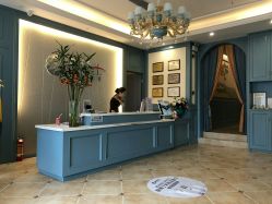 -静博士养生美容连锁