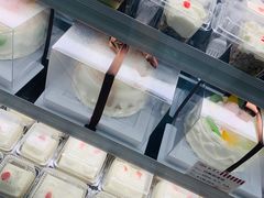 -红宝石·鲜奶小方·海派西点房(金杨店)