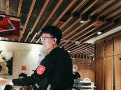 -海底捞火锅鲜切牛肉主题店(长寿路店)