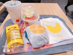 -麦当劳(民盈·国贸城店)