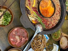 -黄潇洒老火锅(九眼桥宏济巷店)