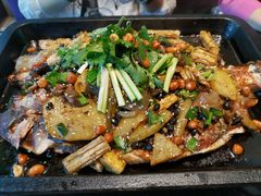 -俏巴妹烤鱼香锅(奥体店)