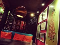 -香巴拉云南餐厅(华莱坞店)