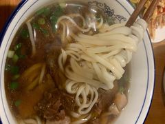 -矮子粉店1985·长沙米粉(湘春路店)