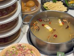 -煲王粤菜餐厅(中侨中心店)