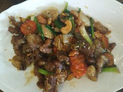-Dang restaurant (patong phuket)