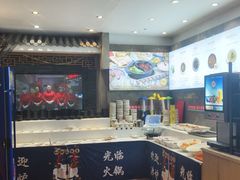 -沸炉重庆老火锅(军事博物馆店)