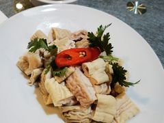 -侬佳蒸菜馆(听潮店)