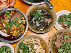 -大众跷脚牛肉馆·非遗传承单位(峨眉山店)