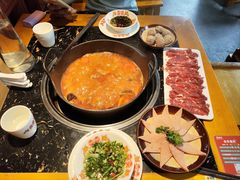 -憨孃孃·重庆老火锅(红山黑金店)