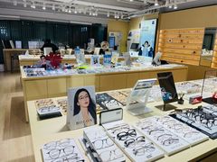 -鲸渝眼镜·浅目视光(春熙路店)