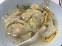 鲜肉虾仁大馄饨-光明邨大酒家(淮海路店)