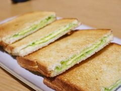 咖椰吐司-HELLO 27 意面·沙拉·帕尼尼