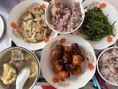 -鲸育宝宝月嫂(徐汇店)