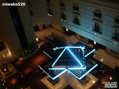 房间走廊看下去的大堂-上海锦江汤臣洲际大酒店