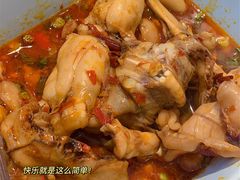 -蛙两只美蛙鱼头火锅(恒茂店)