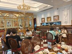 -秘密旅行Bonjour(黑金冠 江南西店)