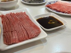 生吃的精肉-洪运轩饭庄(北纬路店)