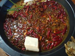 -黄潇洒老火锅(九眼桥宏济巷店)