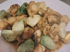 -赶海部落海鲜城(海阳路店)