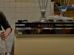 -Be Lived Cafe比例咖啡(摩天轮店)