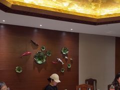 -梅花香里大酒店(郁金香路店)