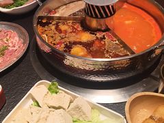 -晓宇重庆火锅(西安荟聚店)