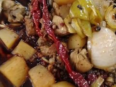 -牛一嘴·兰州牛肉面·大盘鸡(财富中心店)