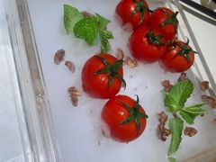 番茄脆菇沙拉-小大董·烤鸭(凤凰汇店)