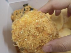 蟹黄酥松小贝-鲍师傅糕点(观前街店)