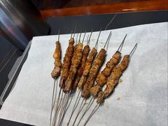 -鸭绿江海鲜烧烤大排档(杏林街店)
