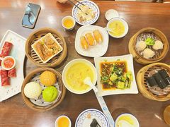 天鹅榴莲酥-北部湾鼎盛茶楼(银滩店)