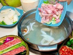 -三个椰子·现砍椰子鸡(金源CBD店)