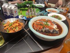 -呷湘厨·鱼汤捞饭·剁椒鱼头·辣椒炒肉(国家会展中心店)