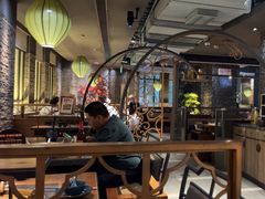 -湊湊火锅·茶憩(南京东路悦荟店)