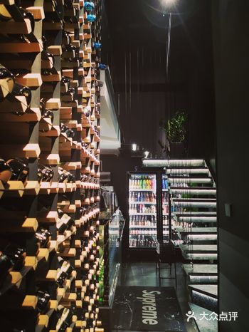 很喜欢这种格调，偶尔可以和闺蜜朋友来这里小资的好地方