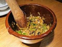 皮蛋青椒擂茄子-费大厨辣椒炒肉(万家丽一店)