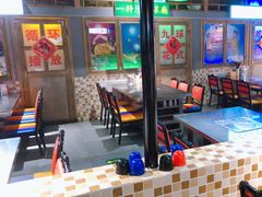 -马路牙子烧烤音乐酒馆(望京店)